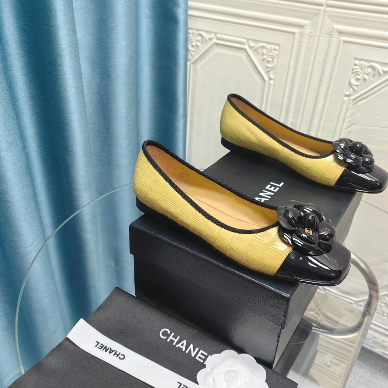 Chxnxl Flat Shoes Refined 129090