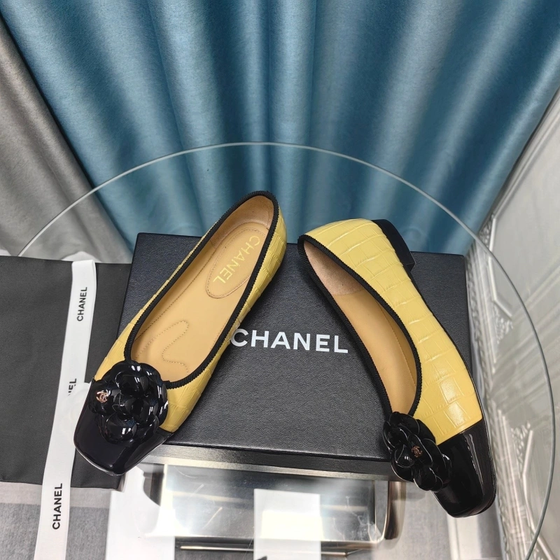 Chxnxl Flat Shoes Refined 129090