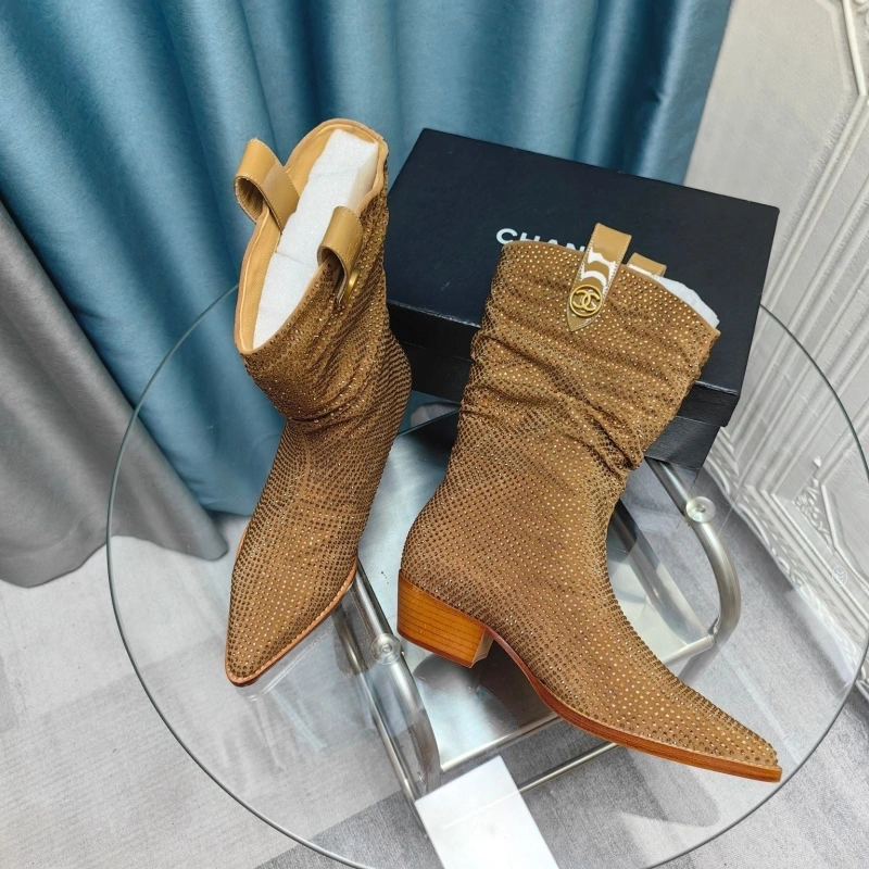 Cozy Chxnxl Boots 129451