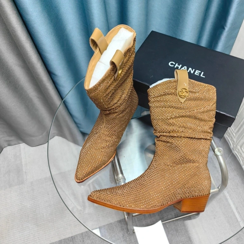 Cozy Chxnxl Boots 129451
