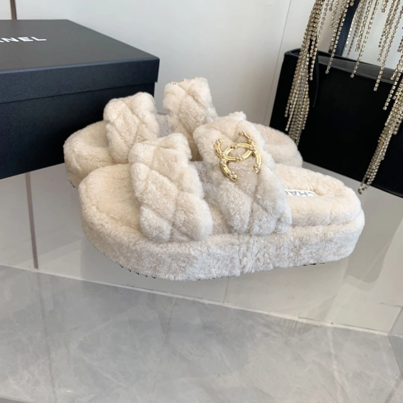 Efficient Chxnxl Slippers 127856