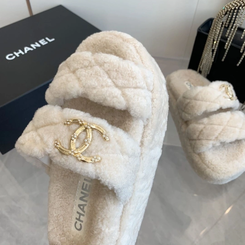 Efficient Chxnxl Slippers 127856