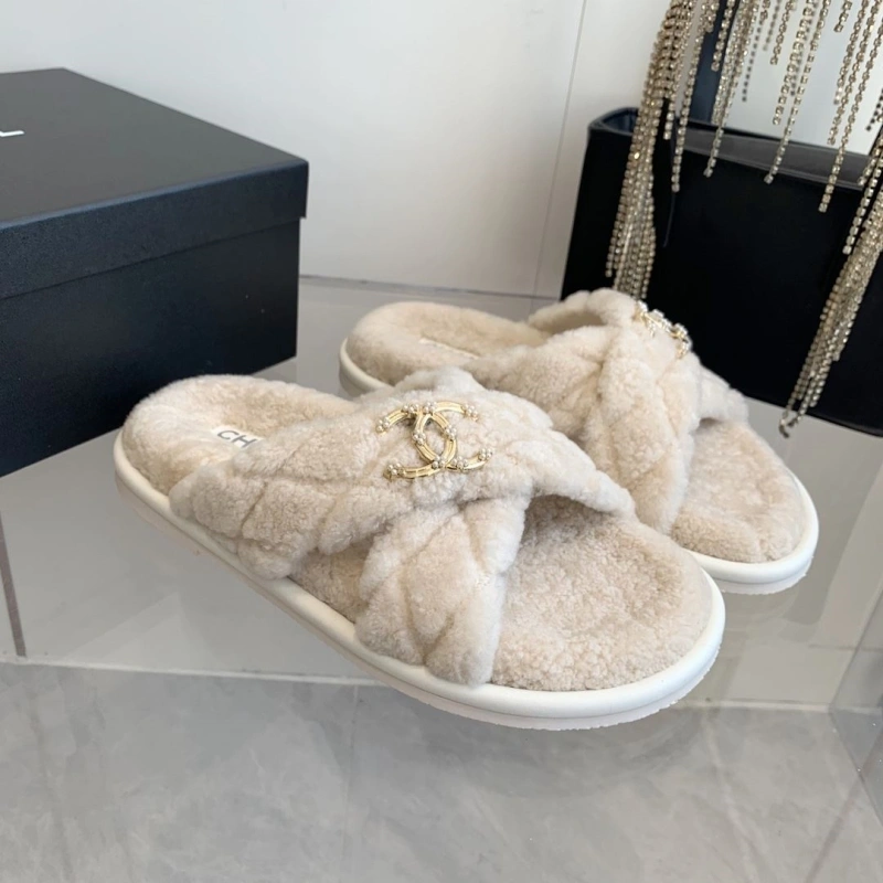 Chxnxl Slippers GoAnywhere 127851