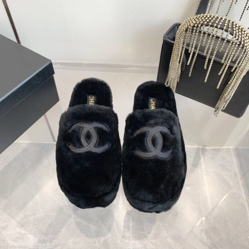 Efficient Chxnxl Slippers 127845