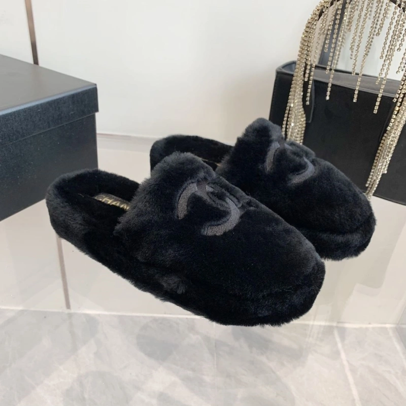 Efficient Chxnxl Slippers 127845
