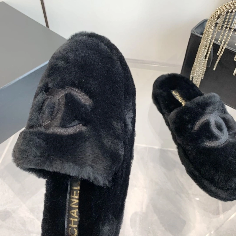 Efficient Chxnxl Slippers 127845