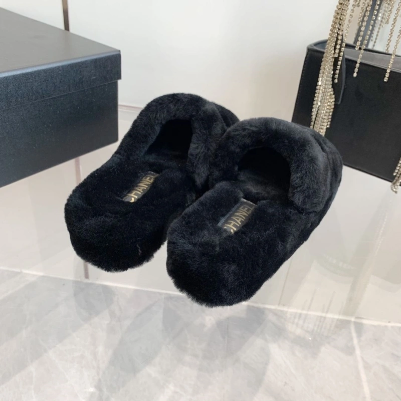 Efficient Chxnxl Slippers 127845
