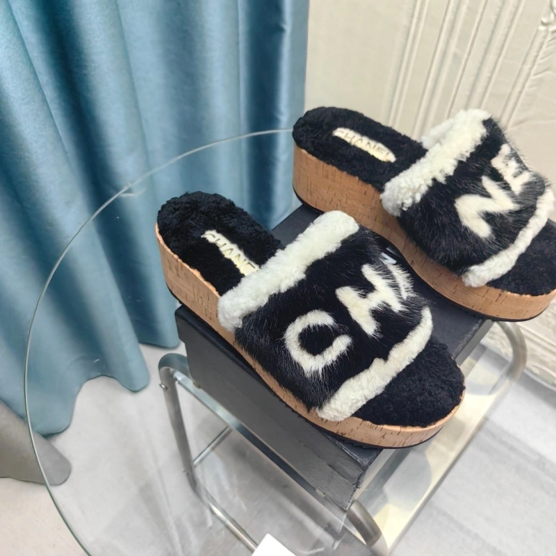 Cozy Chxnxl Slippers 127842