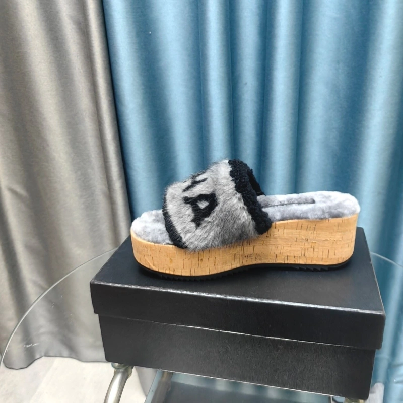 SportInspired Chxnxl Slippers 127839