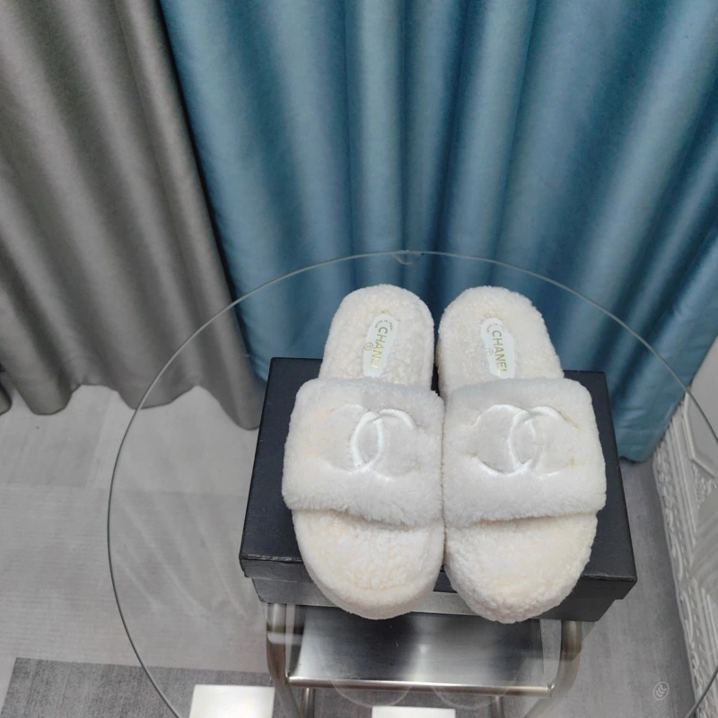 Chxnxl Slippers WellDesigned 127840