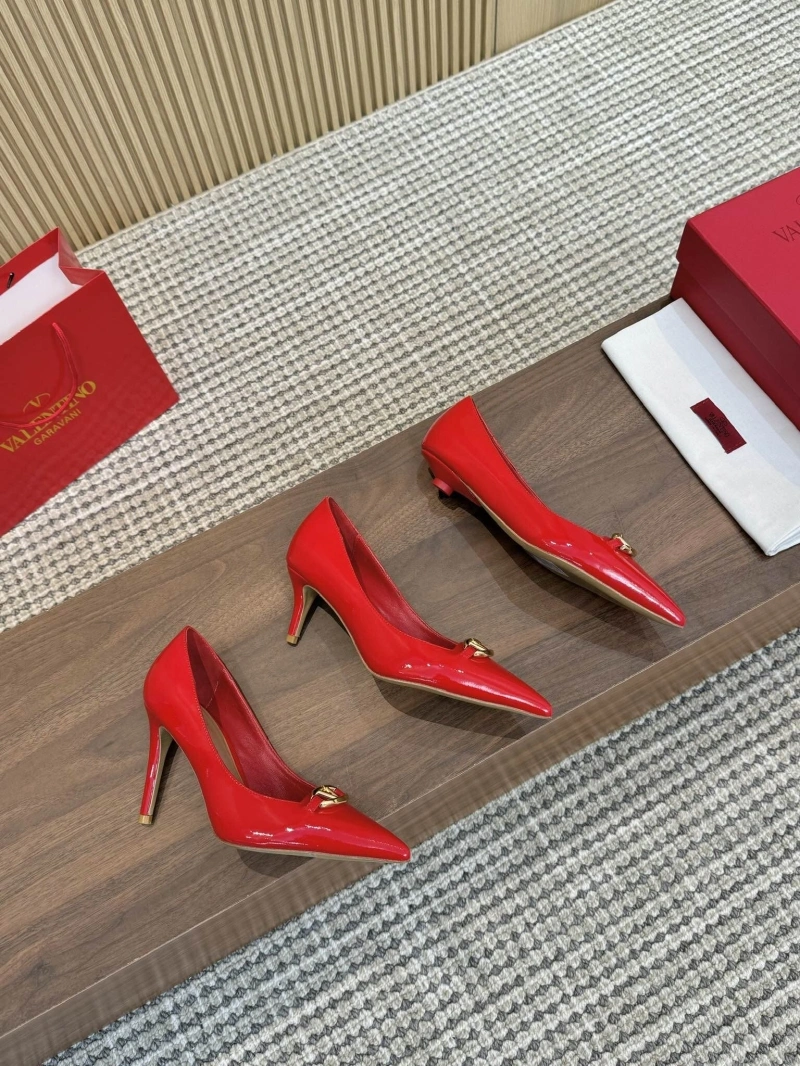 Fashionable Vxlxntino High Heels 230848