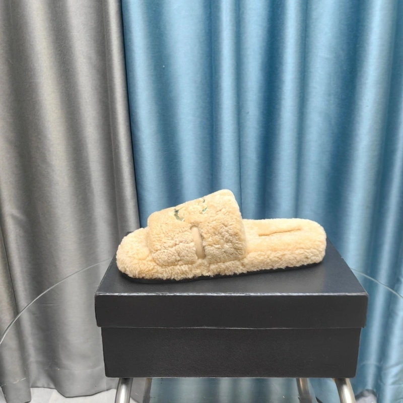 Chxnxl Slippers StreetReady 123940