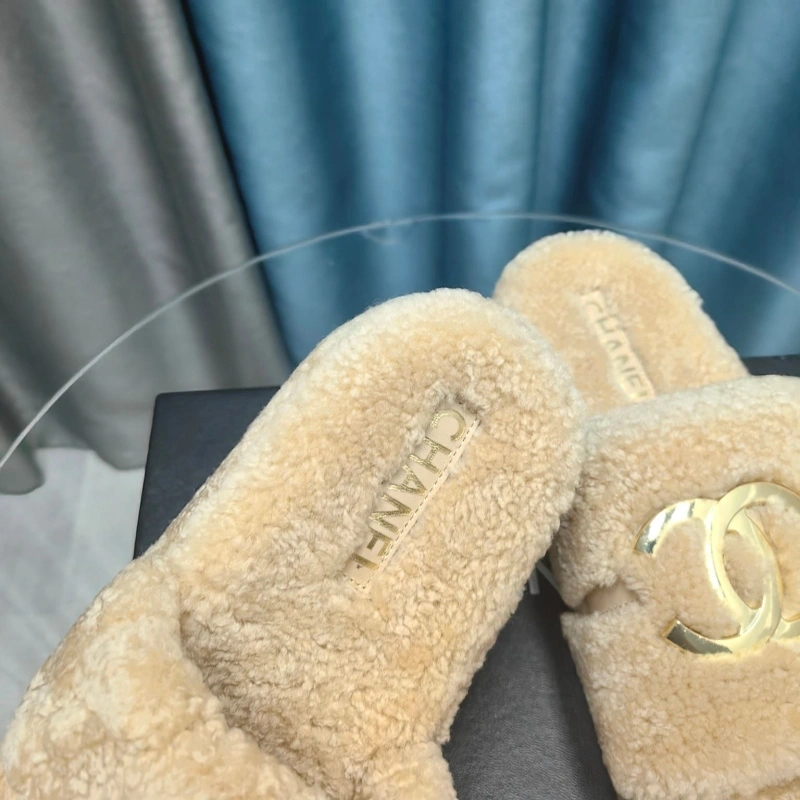 Chxnxl Slippers StreetReady 123940