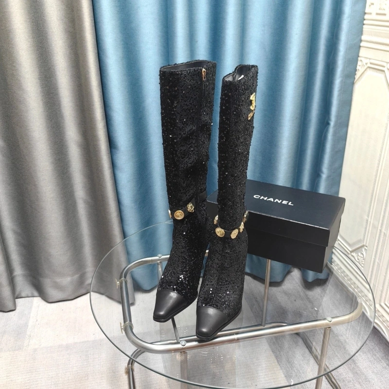 Versatile Chxnxl Boots 124050