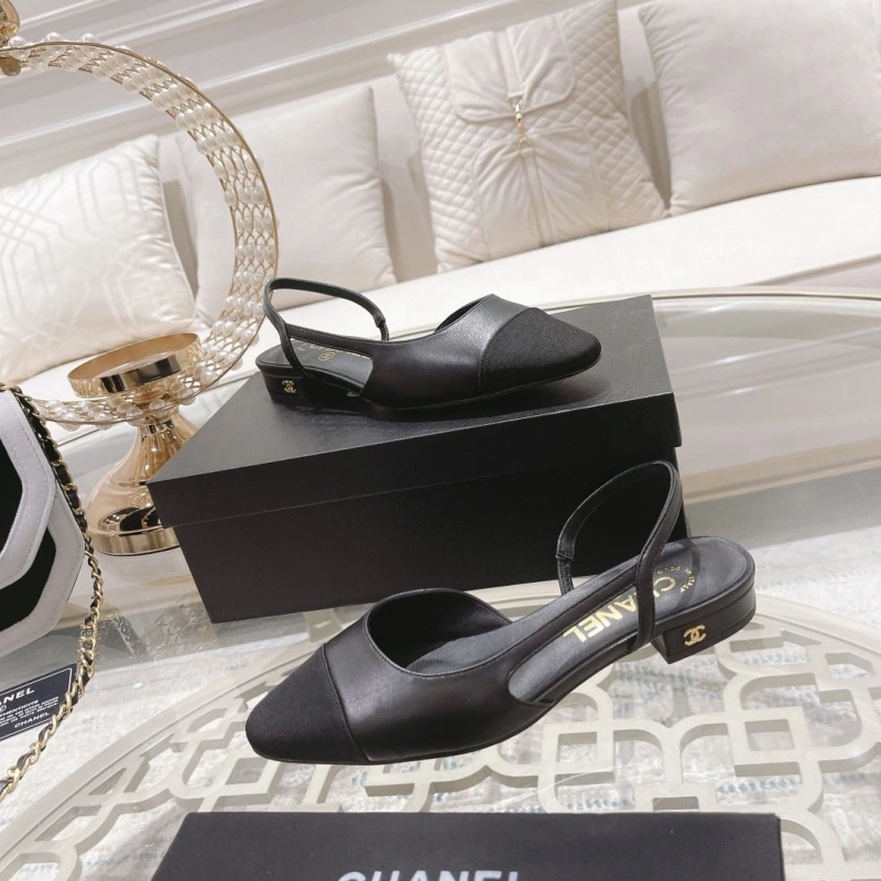 Bright Chxnxl High Heels 123957