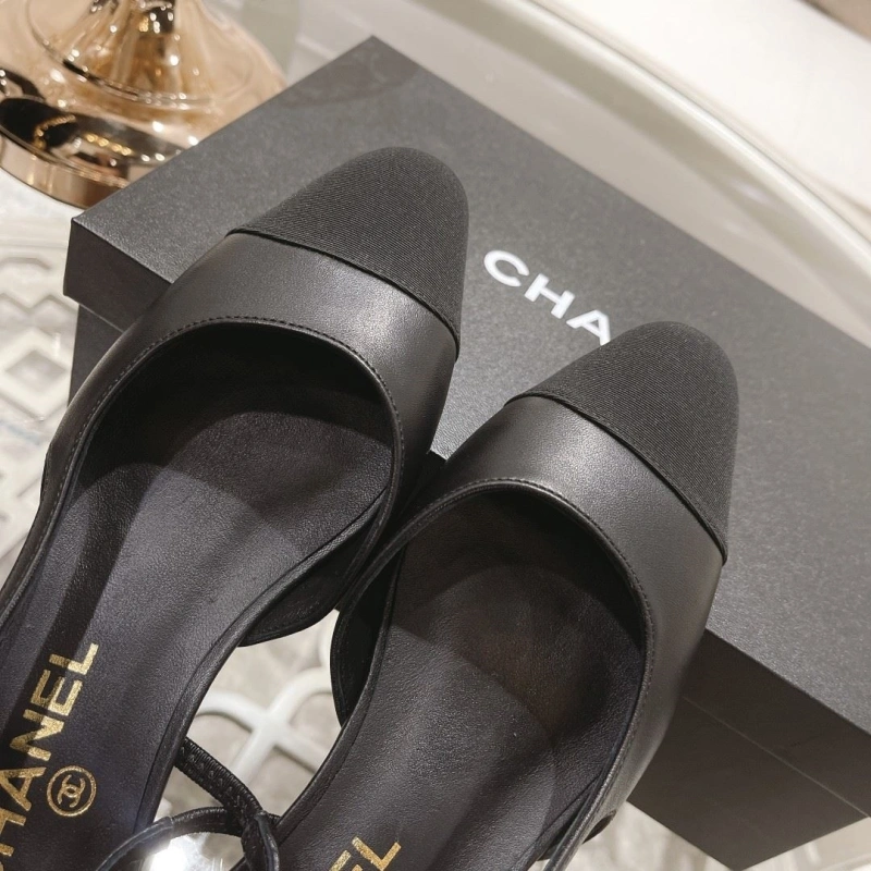 Bright Chxnxl High Heels 123957