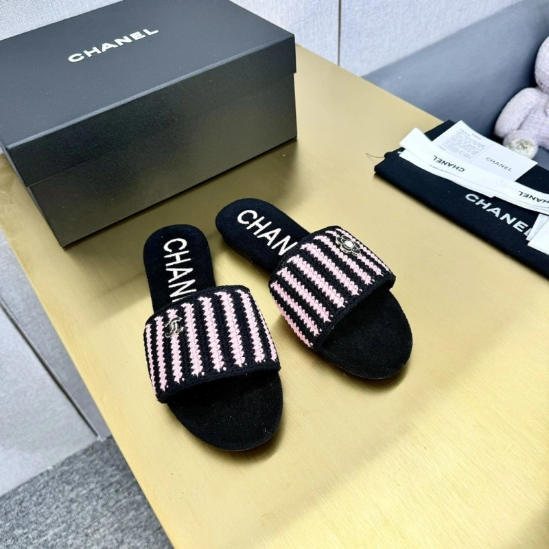 StreetReady Chxnxl Slippers 123937