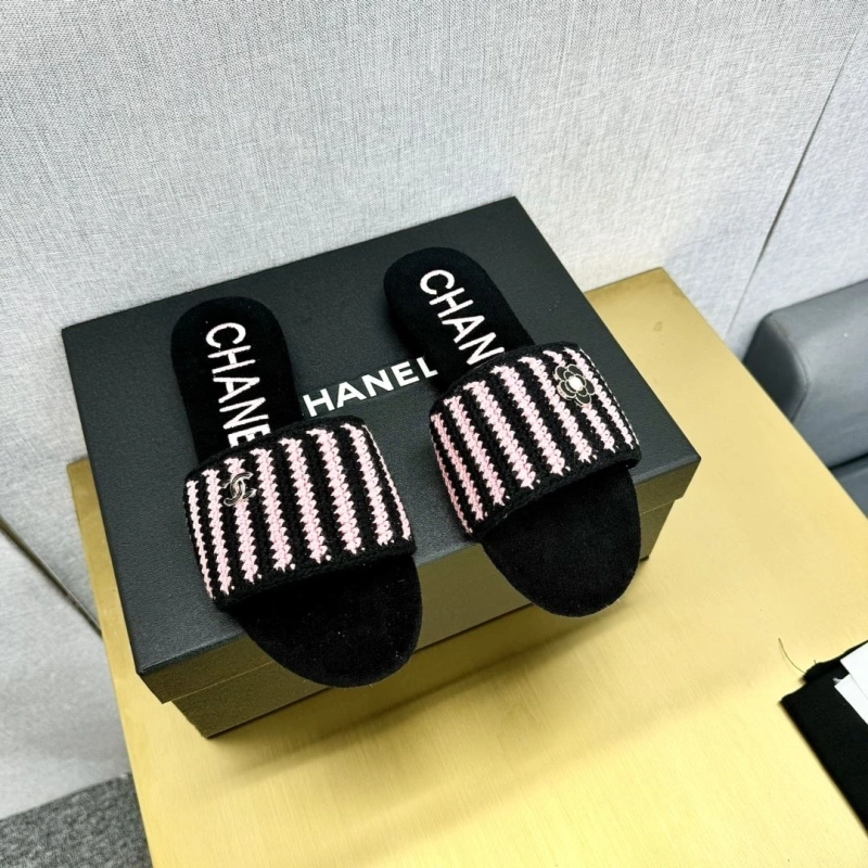 StreetReady Chxnxl Slippers 123937