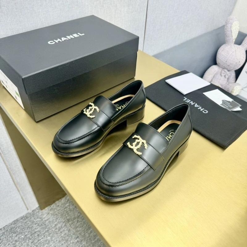 Timeless Chxnxl Leather Shoes 123943