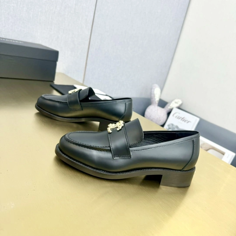 Timeless Chxnxl Leather Shoes 123943