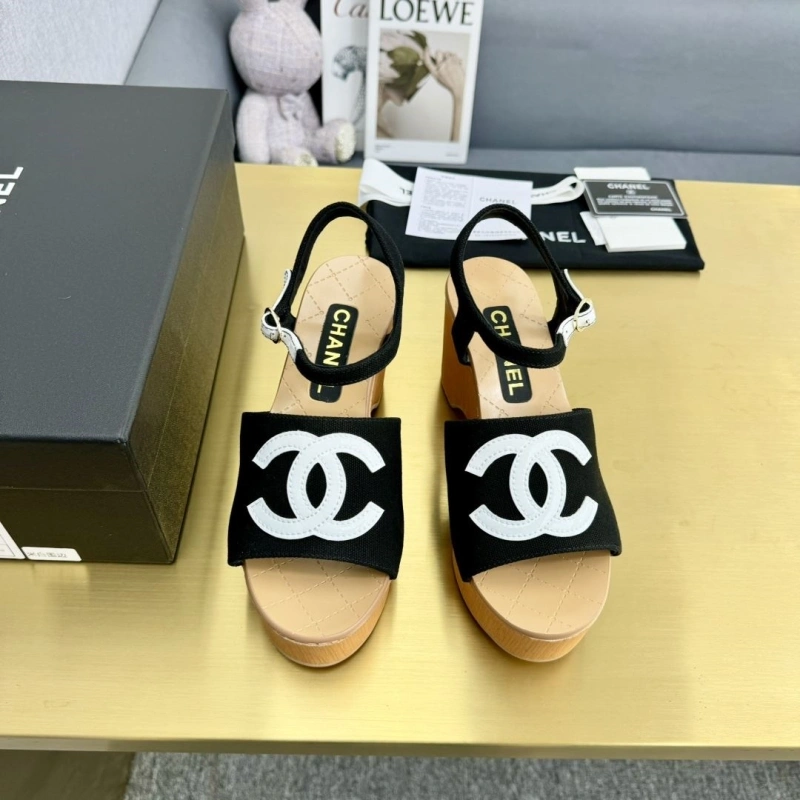 Sophisticated Chxnxl Slippers 123932