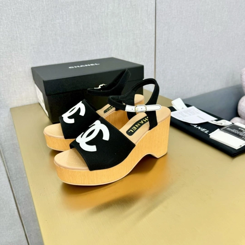 Sophisticated Chxnxl Slippers 123932