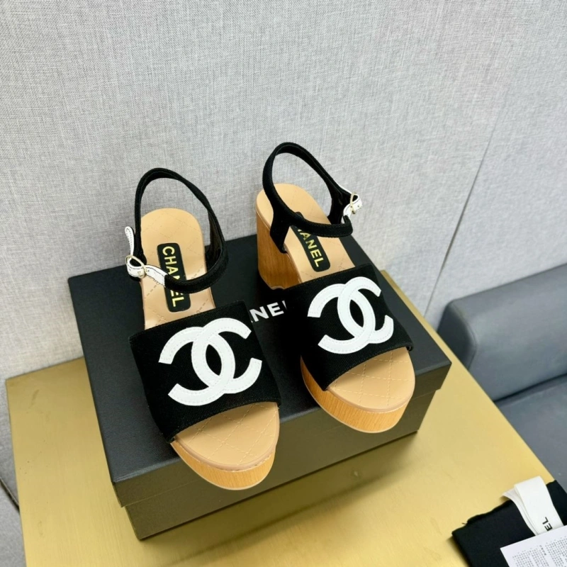 Sophisticated Chxnxl Slippers 123932
