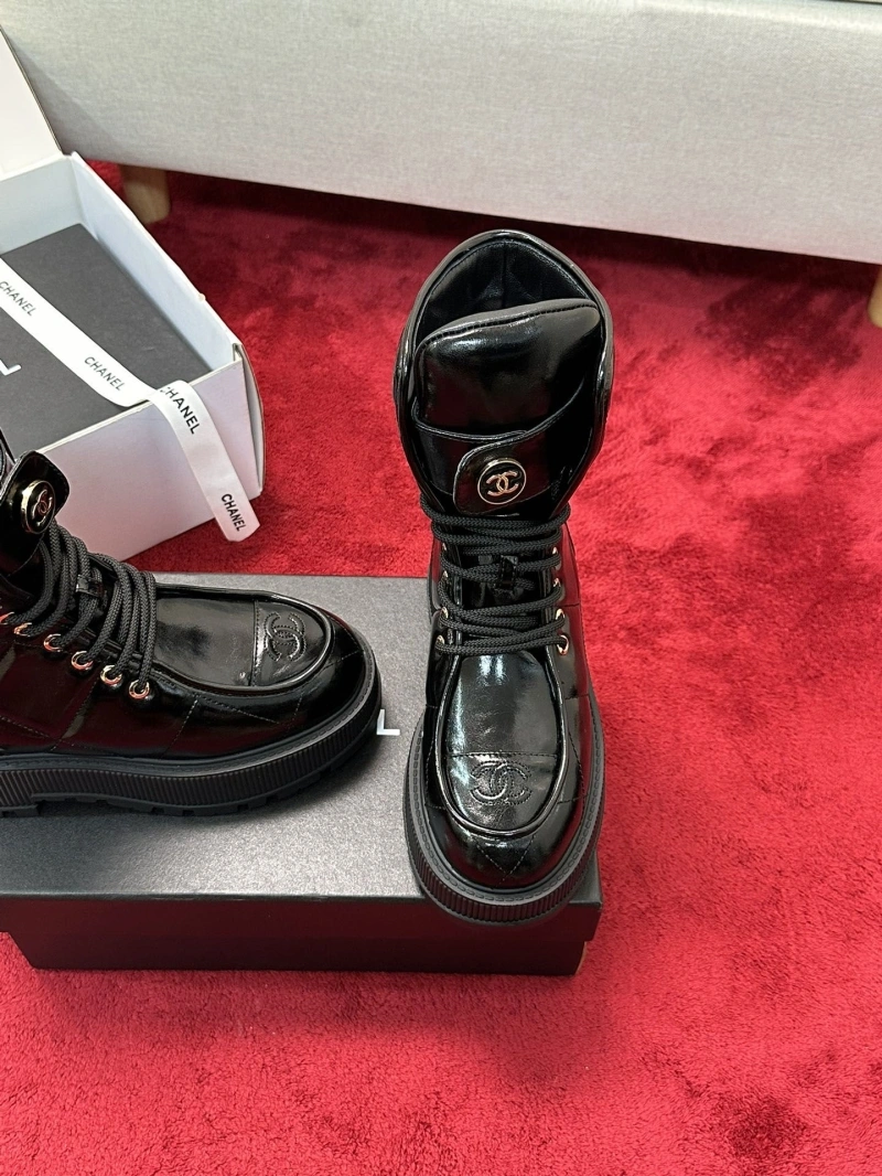 Sleek Chxnxl Boots 124036