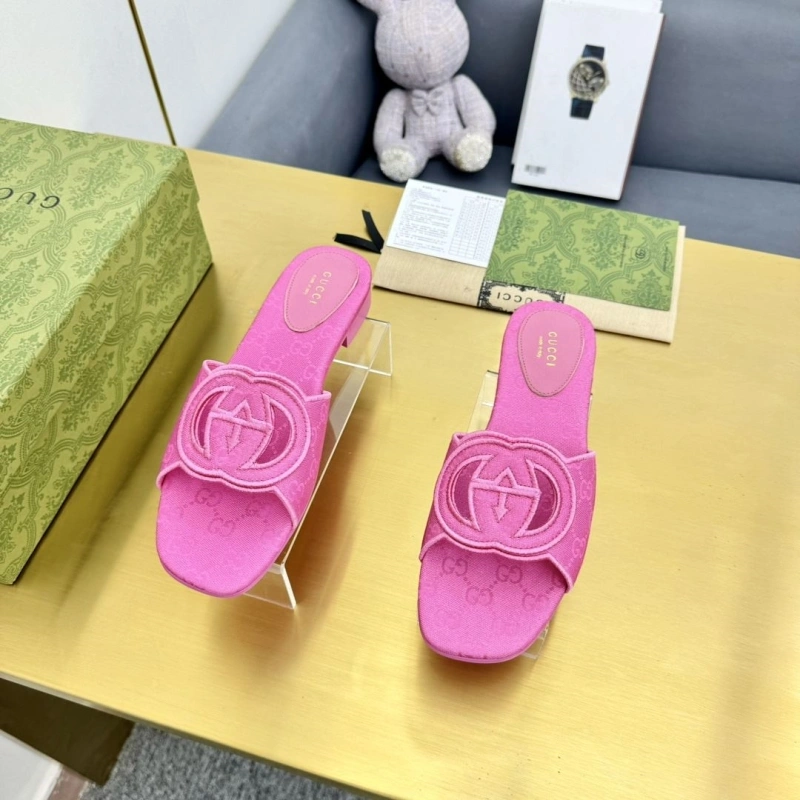 Trendy Gxccx Slippers 158671