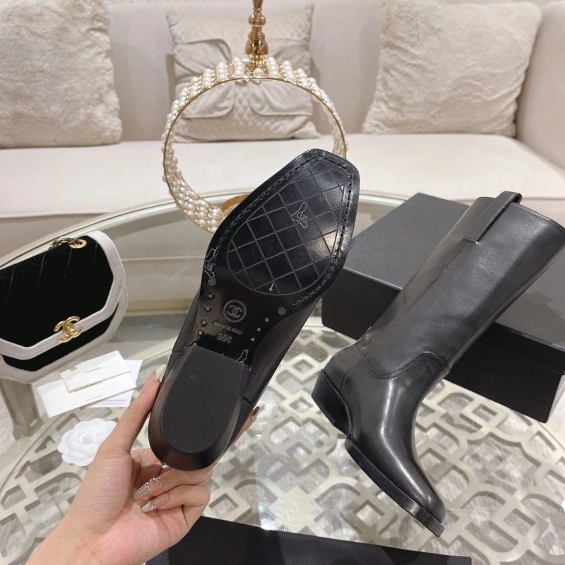 WellDesigned Chxnxl Boots 124022