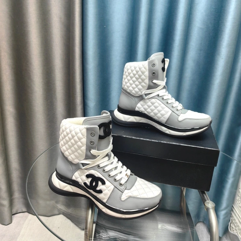 GoAnywhere Chxnxl Boots 124020