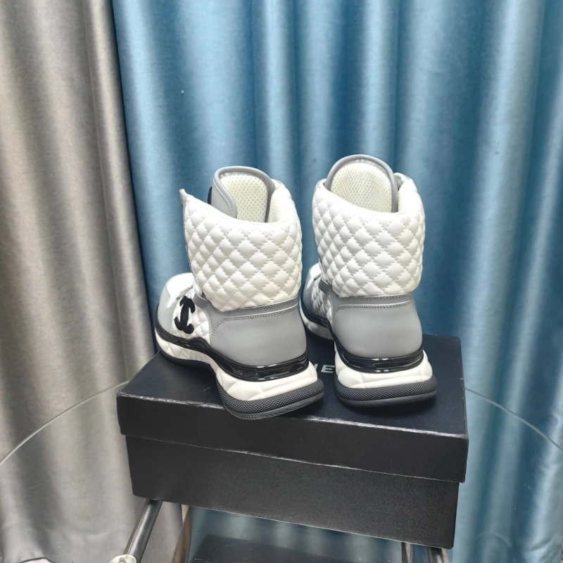 GoAnywhere Chxnxl Boots 124020