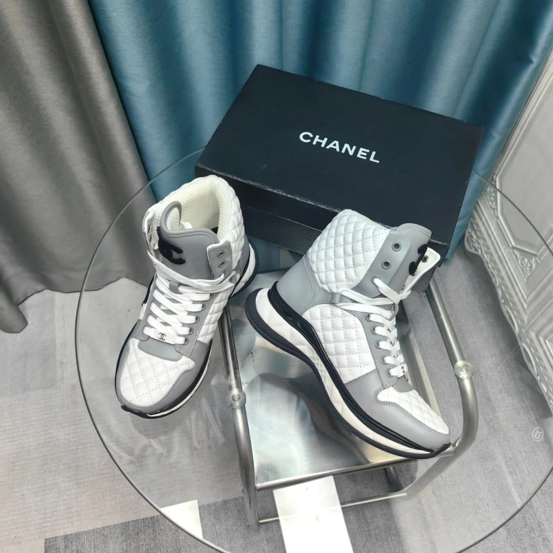 GoAnywhere Chxnxl Boots 124020