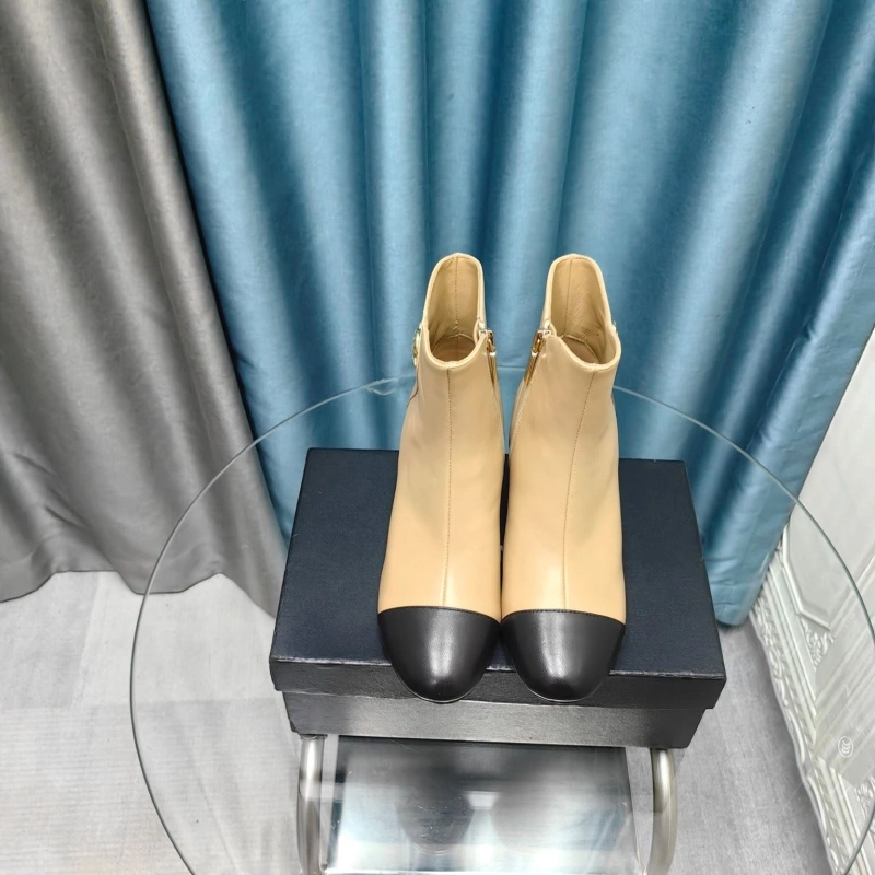 Chxnxl Boots EyeCatching 124023