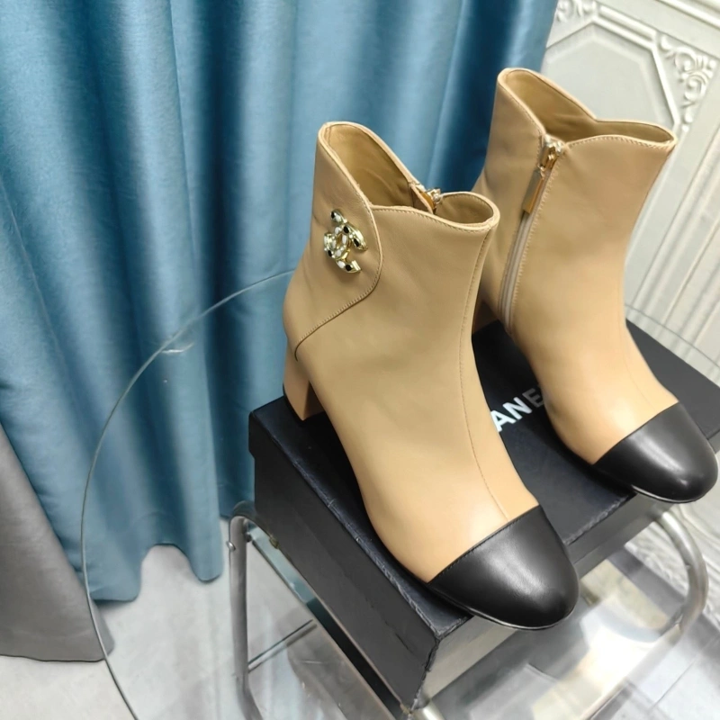 Chxnxl Boots EyeCatching 124023