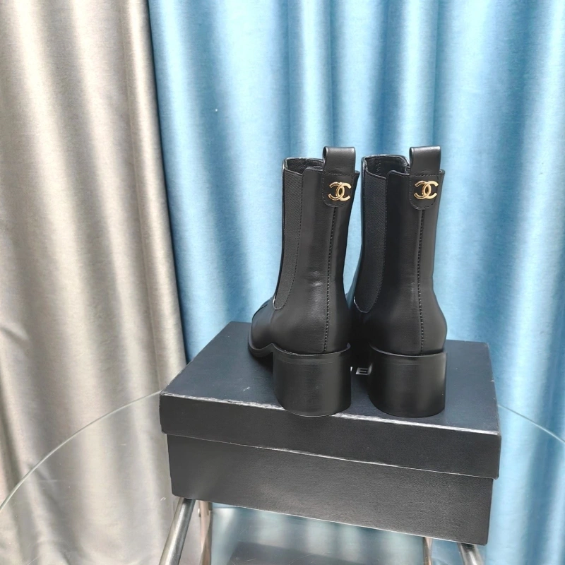 WellDesigned Chxnxl Boots 124019
