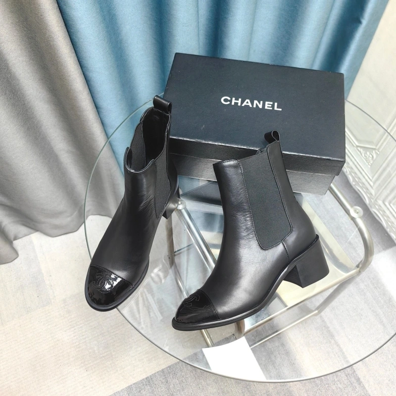 WellDesigned Chxnxl Boots 124019