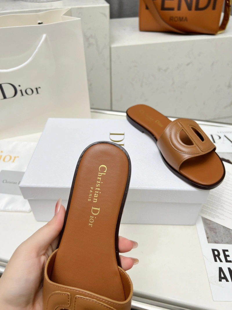 Timeless Cxlxne Slippers 116421