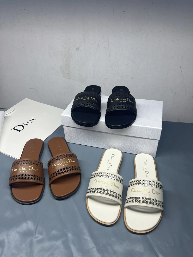 Cxlxne Slippers Versatile 116420
