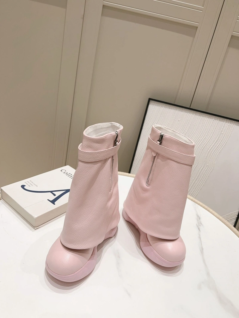 Durable Gxvxnchy Boots 153271
