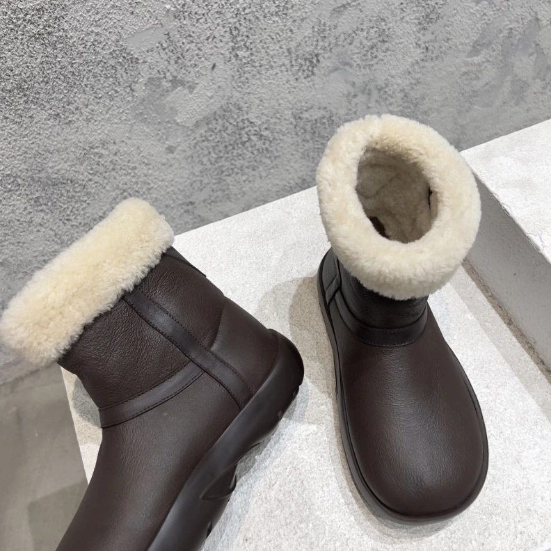 Classic Bxttxga Vxnxta Boots 112923
