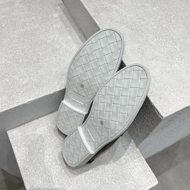Cozy Bxttxga Vxnxta Leather Shoes 112919