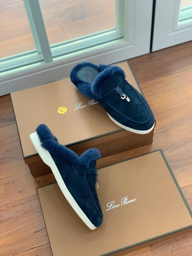GoodFit Othxr Slippers 213578