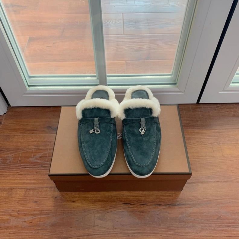 Elegant Othxr Slippers 213575