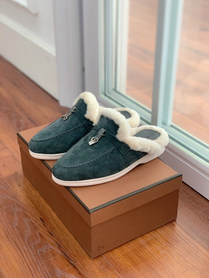 Elegant Othxr Slippers 213575