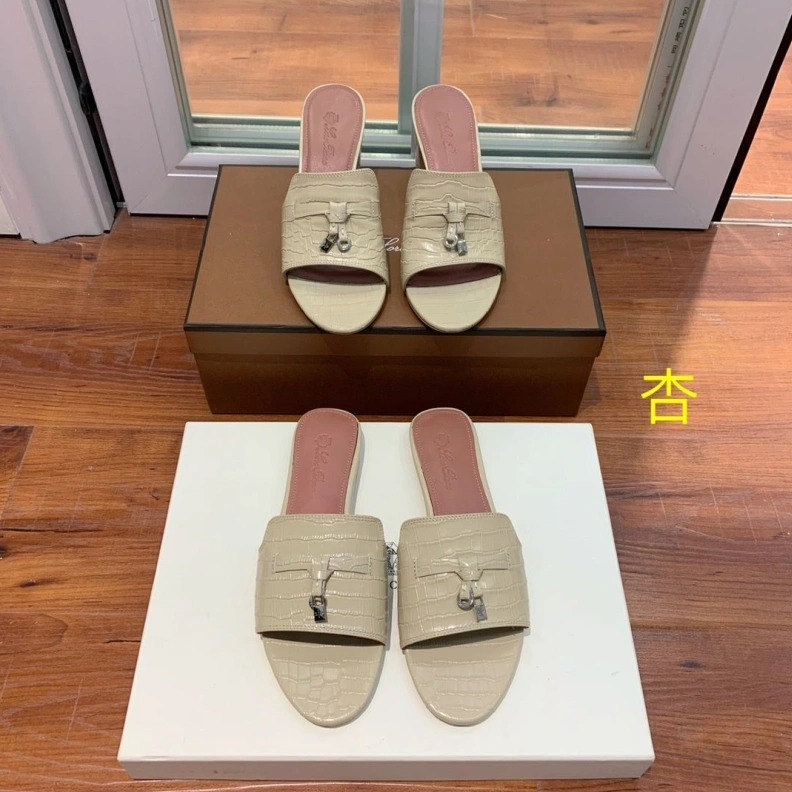 Comfortable Othxr Slippers 213558