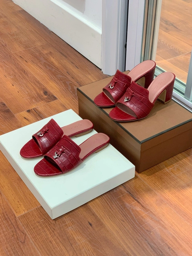 HighQuality Othxr Slippers 213565