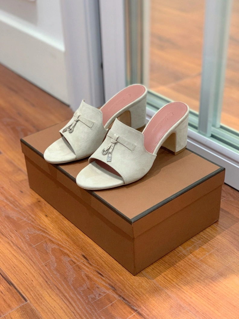 Othxr Slippers Stylish 213567