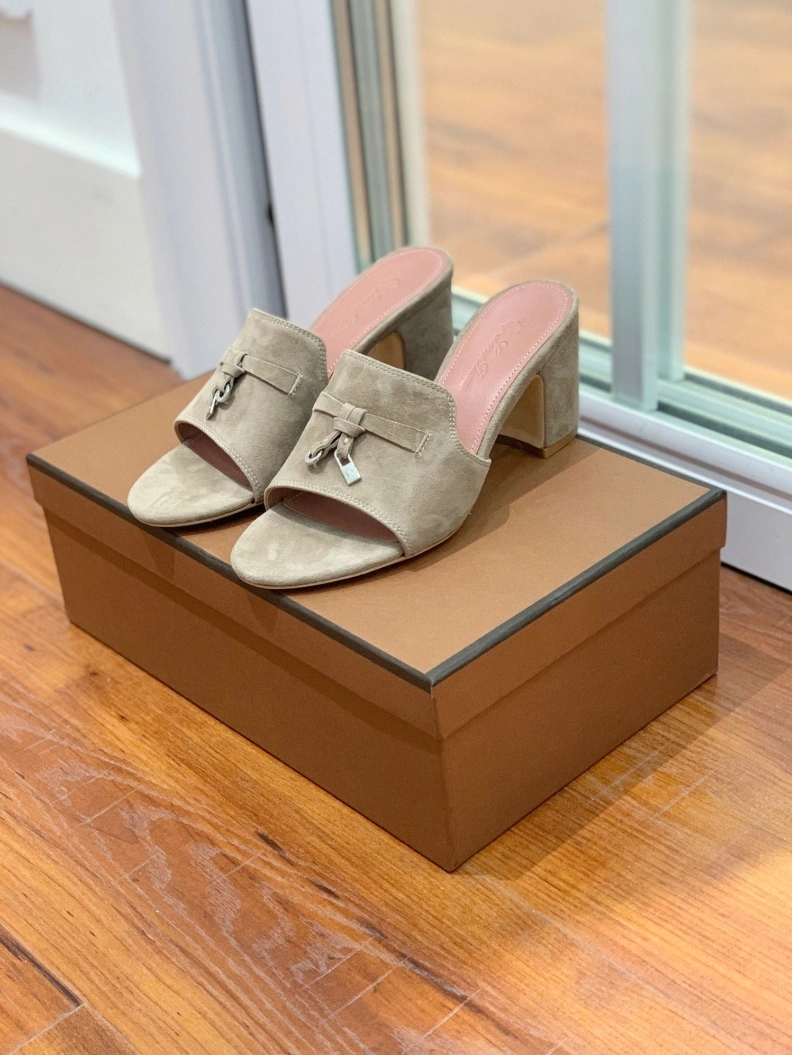 Soft Othxr Slippers 213561