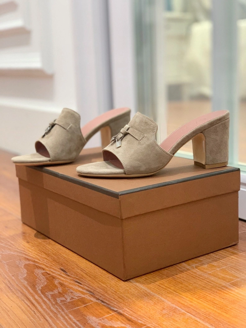 Soft Othxr Slippers 213561